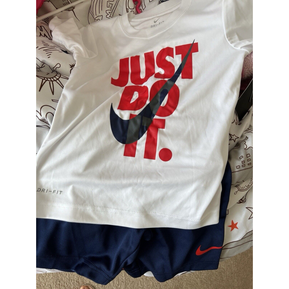 Nike 2 Toddler 2 Piece Set Size:5 New With Tag